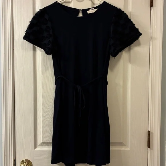 Loft Petites Women’s size MP Classic navy blue short sleeve midi dress - Picture 2 of 5